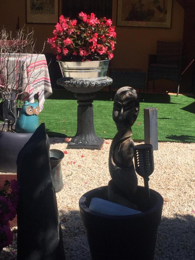 Villa Le Jardin De Theleme "Charme Discret Pour Un Nid Douillet" Mazille Exterior foto