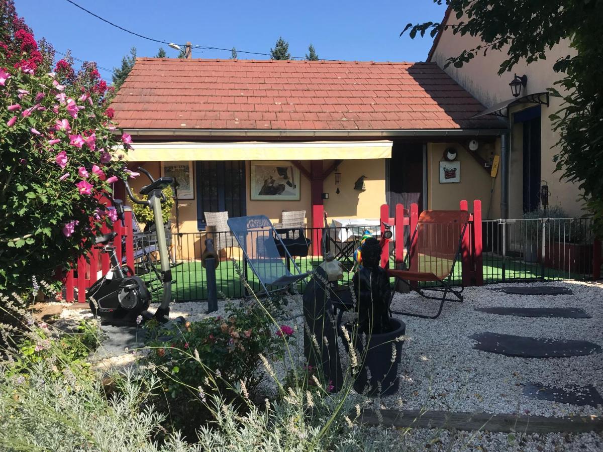 Villa Le Jardin De Theleme "Charme Discret Pour Un Nid Douillet" Mazille Exterior foto